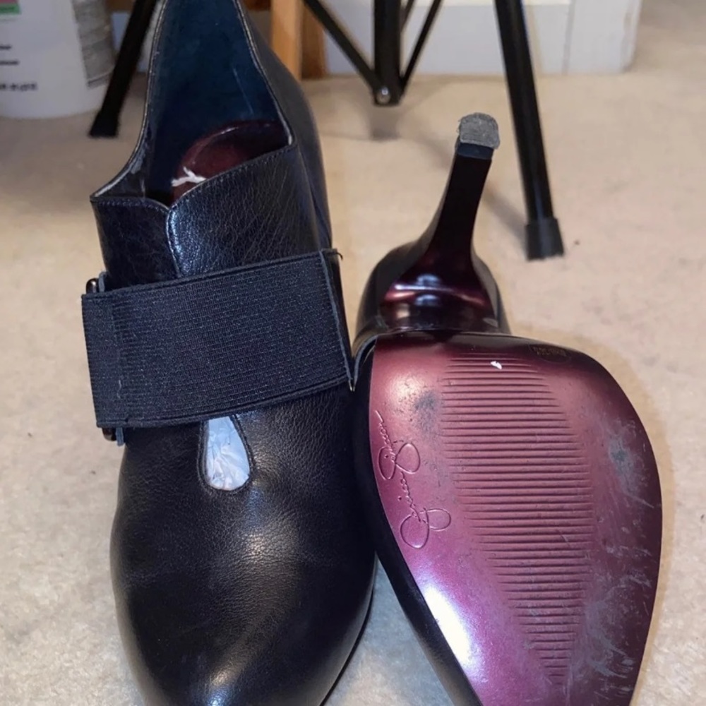 Women’s shoes